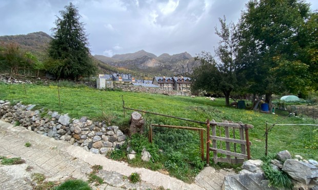 Ref: 0196 || Terreno